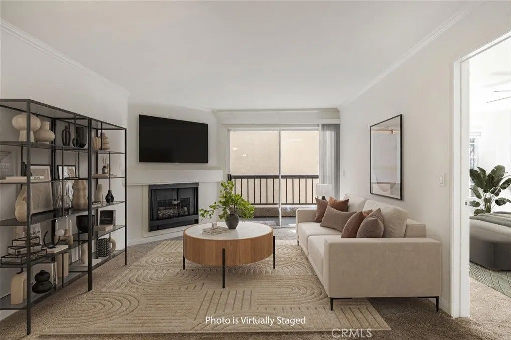 Photo of 5535 Canoga Avenue #218, Woodland Hills, CA 91367 (MLS # SR26046448)