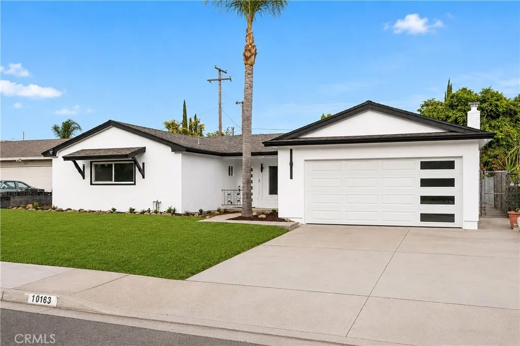 10163 Oak Glen Avenue