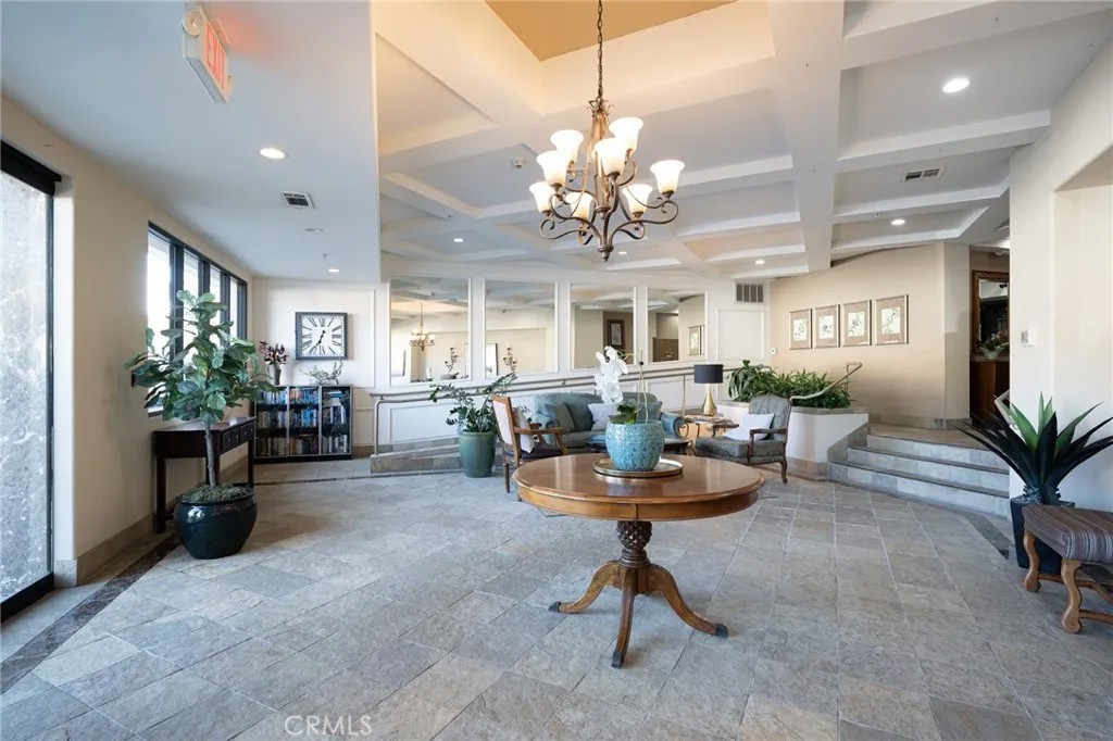 901 Deep Valley Drive 302