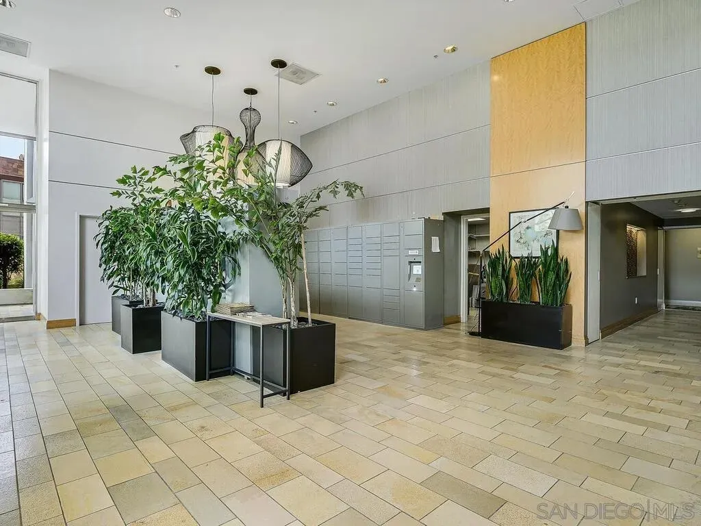 San Diego, California 92109, United States, 2 Bedrooms Bedrooms, ,3 BathroomsBathrooms,Residential,Active,221135