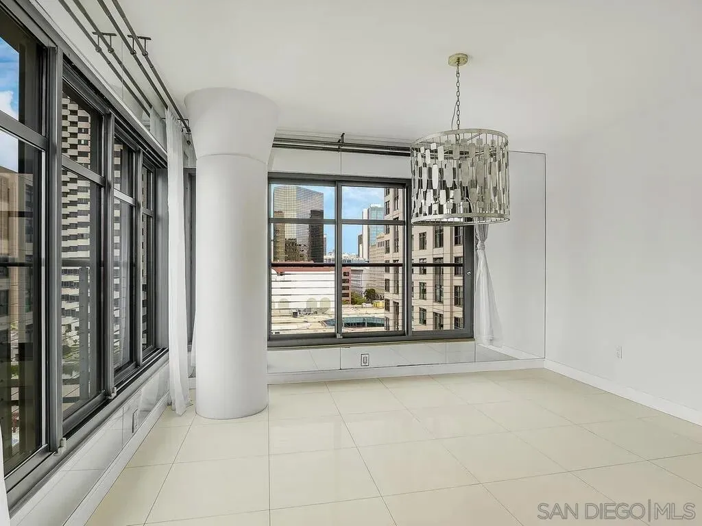 San Diego, California 92109, United States, 2 Bedrooms Bedrooms, ,3 BathroomsBathrooms,Residential,Active,221135