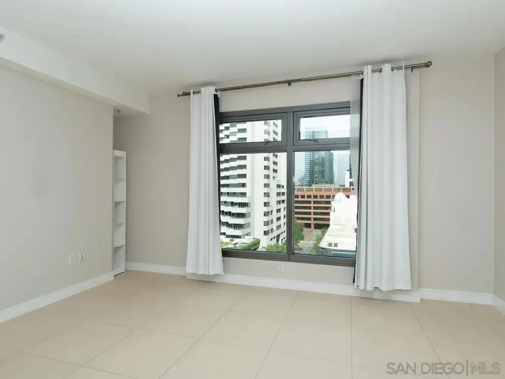 San Diego, California 92109, United States, 2 Bedrooms Bedrooms, ,3 BathroomsBathrooms,Residential,Active,221135