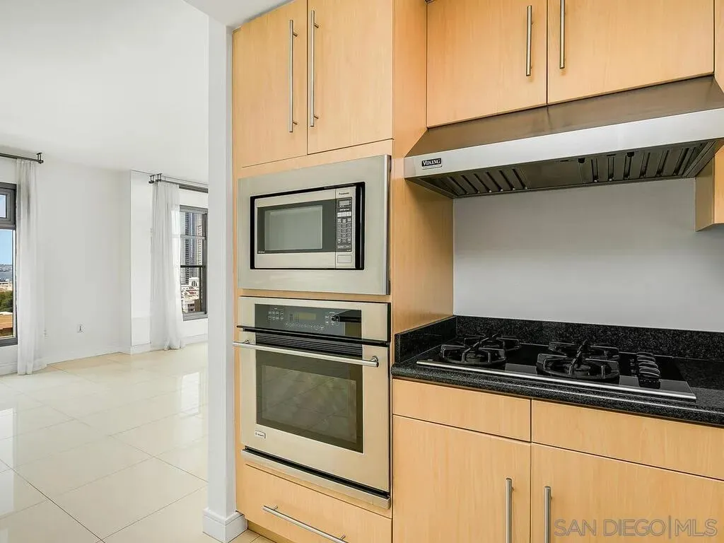 San Diego, California 92109, United States, 2 Bedrooms Bedrooms, ,3 BathroomsBathrooms,Residential,Active,221135