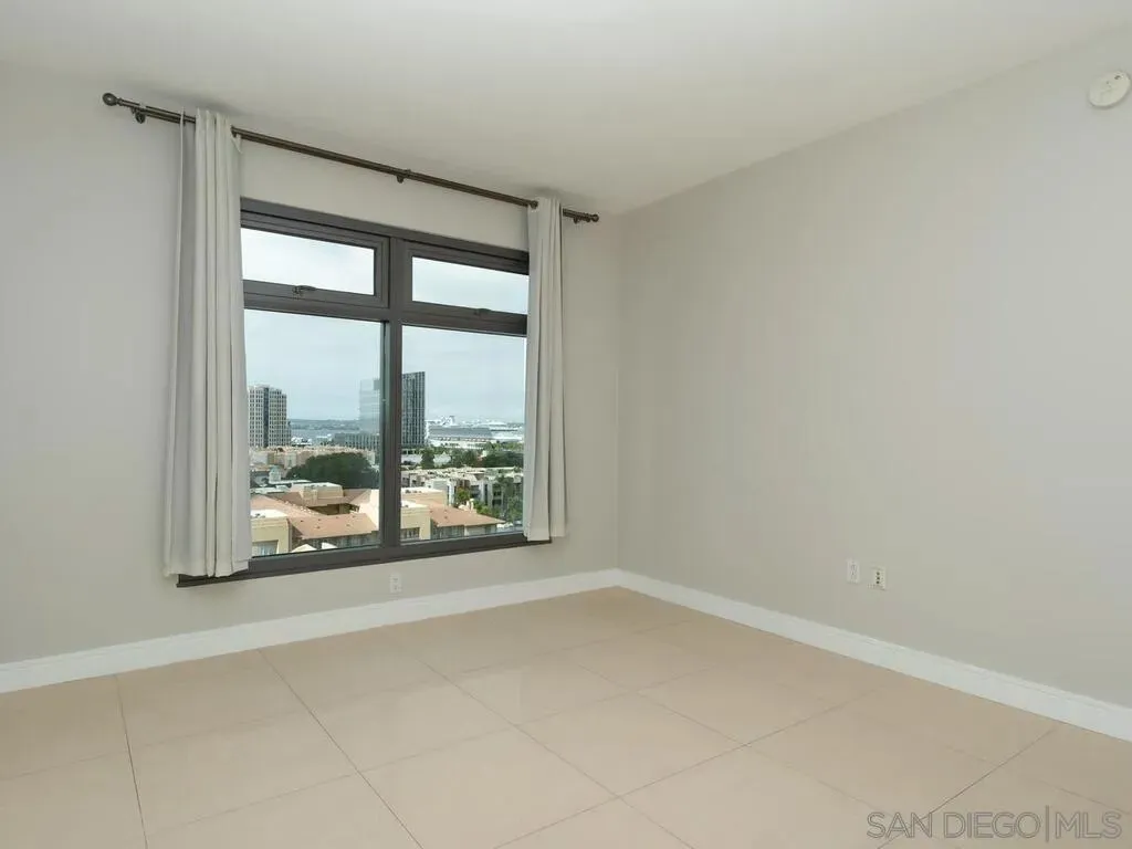 San Diego, California 92109, United States, 2 Bedrooms Bedrooms, ,3 BathroomsBathrooms,Residential,Active,221135