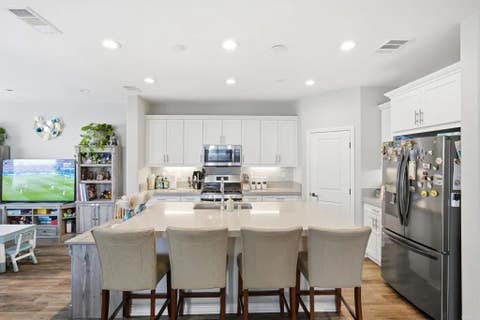 Photo of 1108 Camino Prado, Chula Vista, CA 91913 (MLS # PTP2604807)