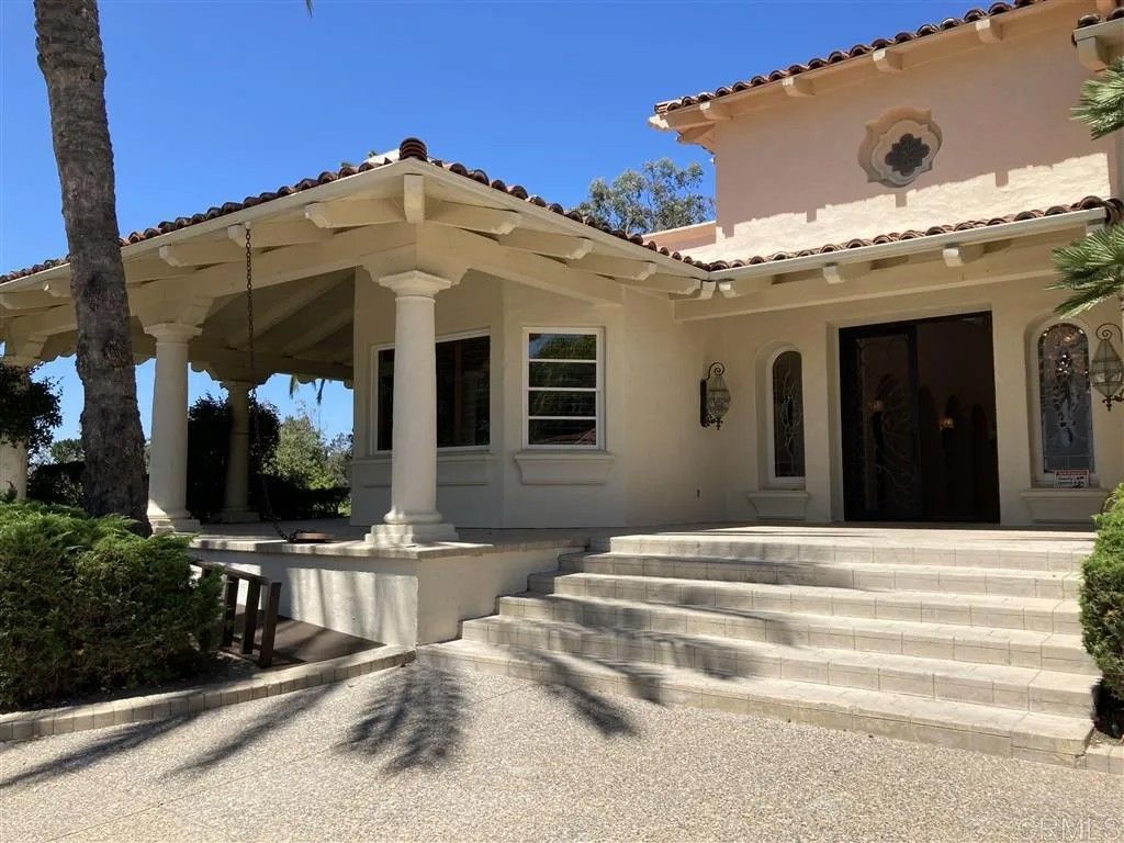 Photo of 16534 La Gracia, Rancho Santa Fe, CA 92067 (MLS # NDP2510772)