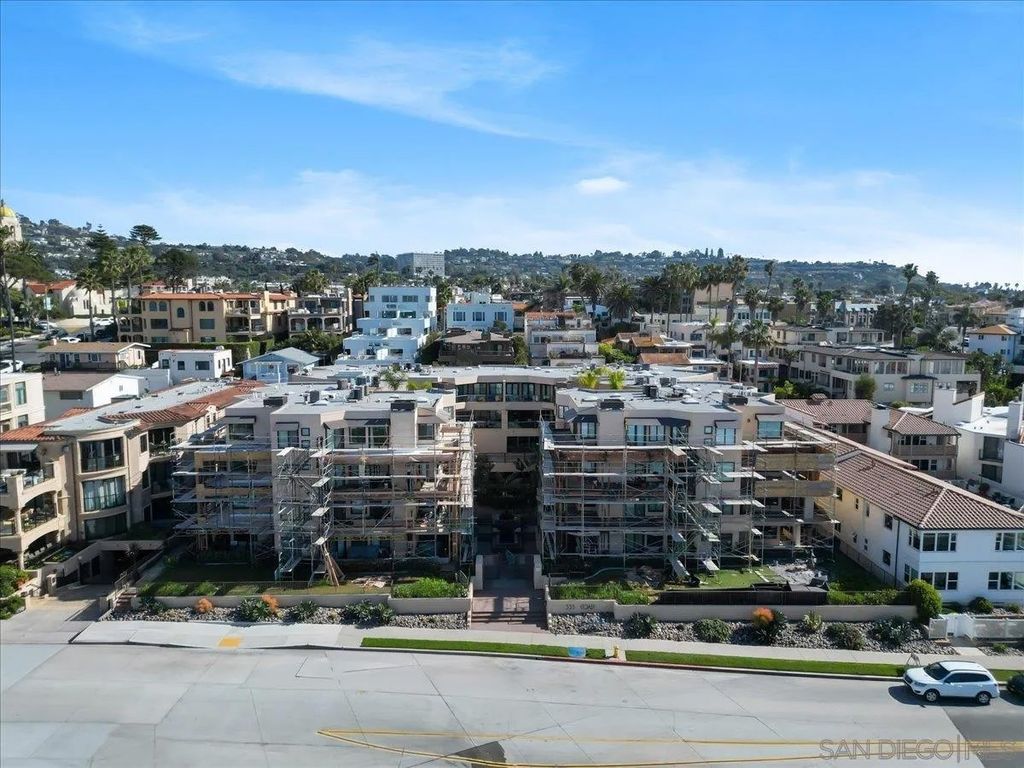 Photo of 333 Coast Blvd #8, La Jolla, CA 92037 (MLS # 260003057)