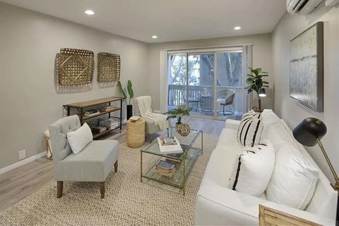 Tiny photo for 1801 Diamond St #3-108, San Diego, CA 92109 (MLS # NDP2510174)