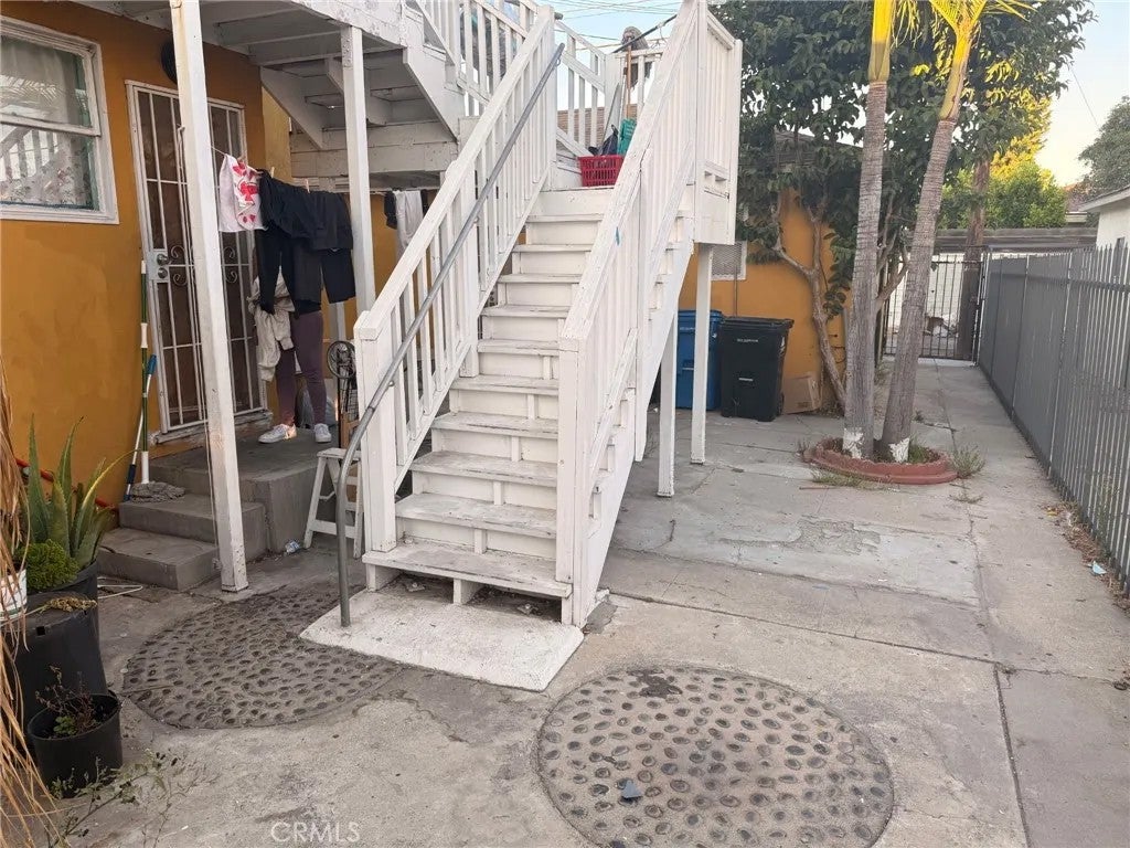 7256 Vineland
