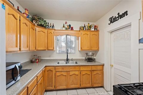 Tiny photo for 3006 E Mckenzie Ave, Fresno, CA 93701 (MLS # MD25241163)