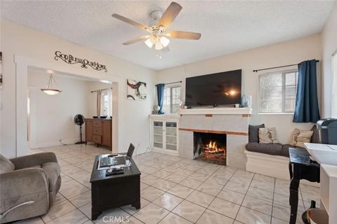 Tiny photo for 3006 E Mckenzie Ave, Fresno, CA 93701 (MLS # MD25241163)