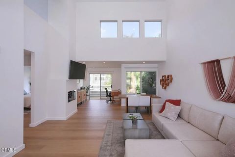 Tiny photo for 11 Summerwood, Aliso Viejo, CA 92656 (MLS # P1-24398)