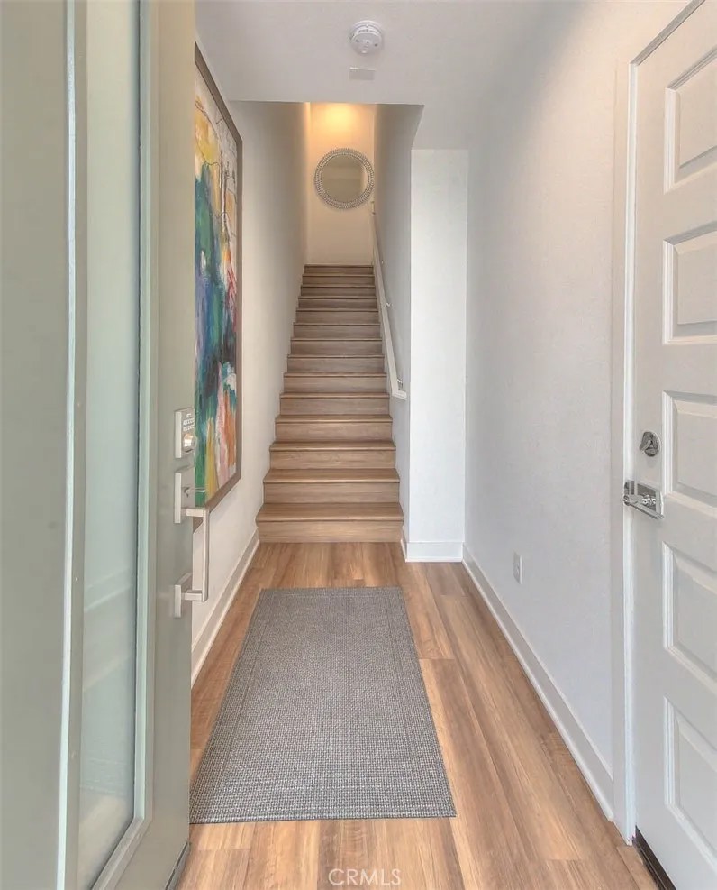1246 W Bushell
