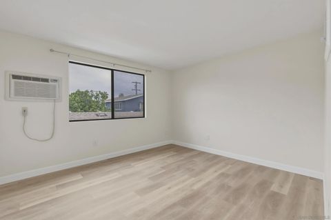 Tiny photo for 4725 35th St #5, San Diego, CA 92116 (MLS # 260007895)