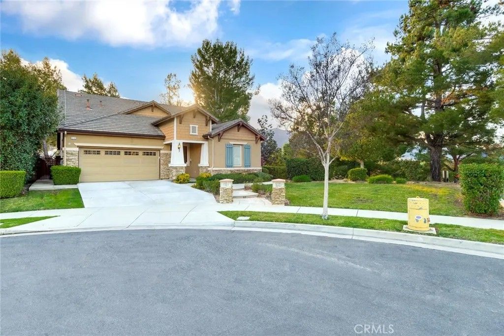 Photo of 25183 Forest Street, Corona, CA 92883 (MLS # IG26037650)