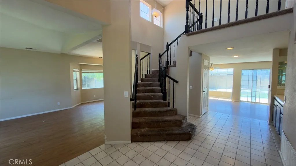 42115 Shadow Lane