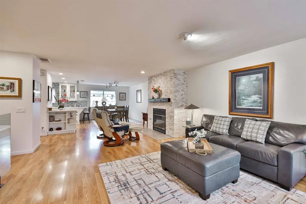850 C Avenue 4