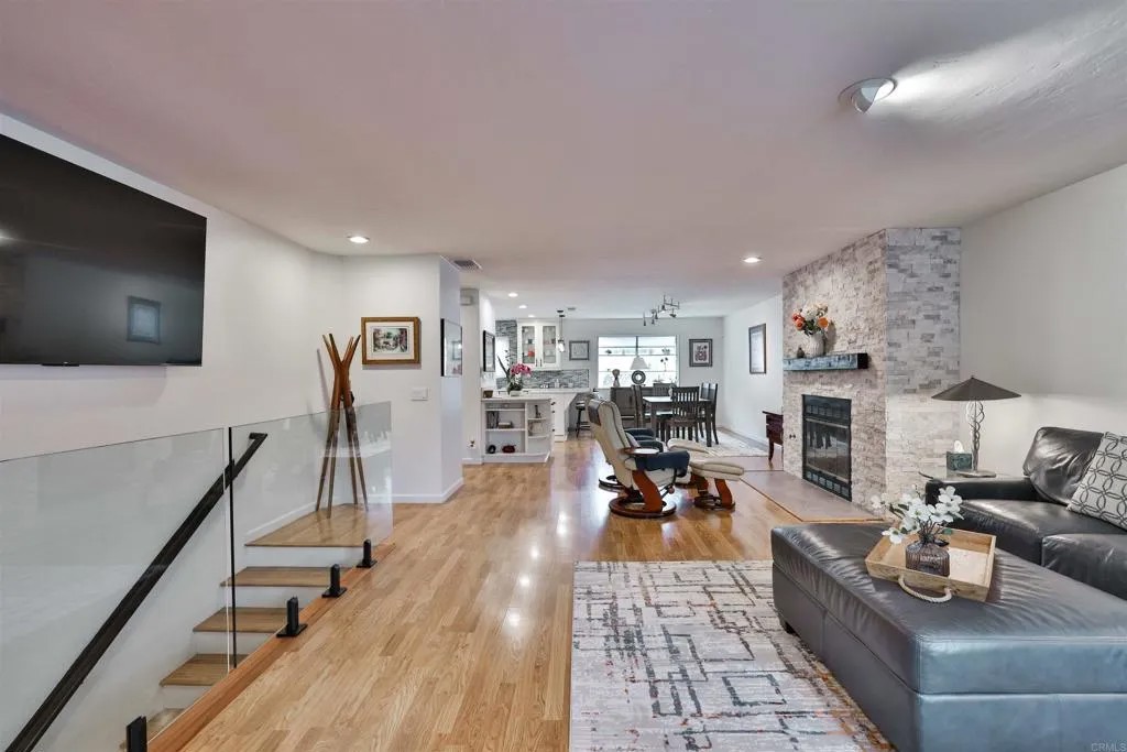 850 C Avenue 4