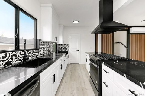 Tiny photo for 244 26Th St, San Diego, CA 92102 (MLS # 250041503)