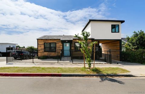 Photo of 244 26Th St, San Diego, CA 92102 (MLS # 250041503)