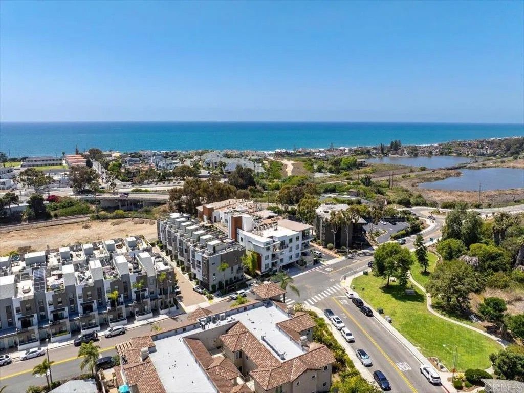Photo of 2511 State Street, Carlsbad, CA 92008 (MLS # NDP2604309)