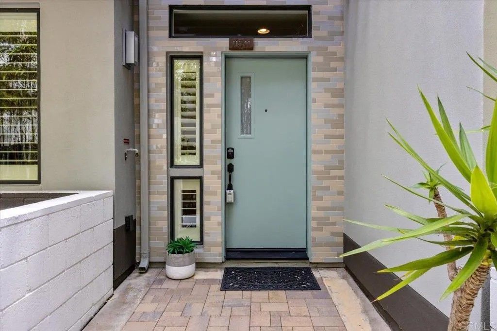 Photo of 2511 State Street, Carlsbad, CA 92008 (MLS # NDP2604309)