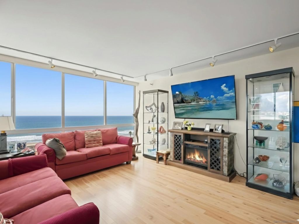 Photo of 1750 Avenida Del Mundo #309, Coronado, CA 92118 (MLS # 260010797)