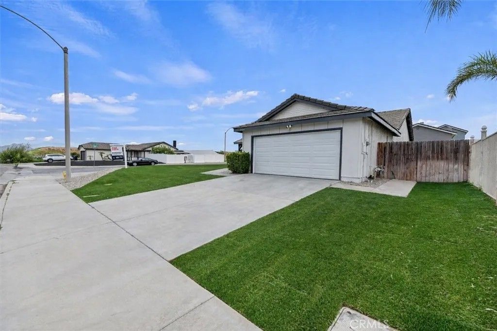 Photo of 23209 Norrisgrove Dr, Perris, CA 92570 (MLS # IV26025623)