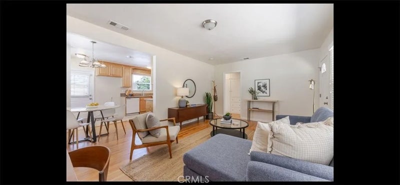 1498 E Topeka
