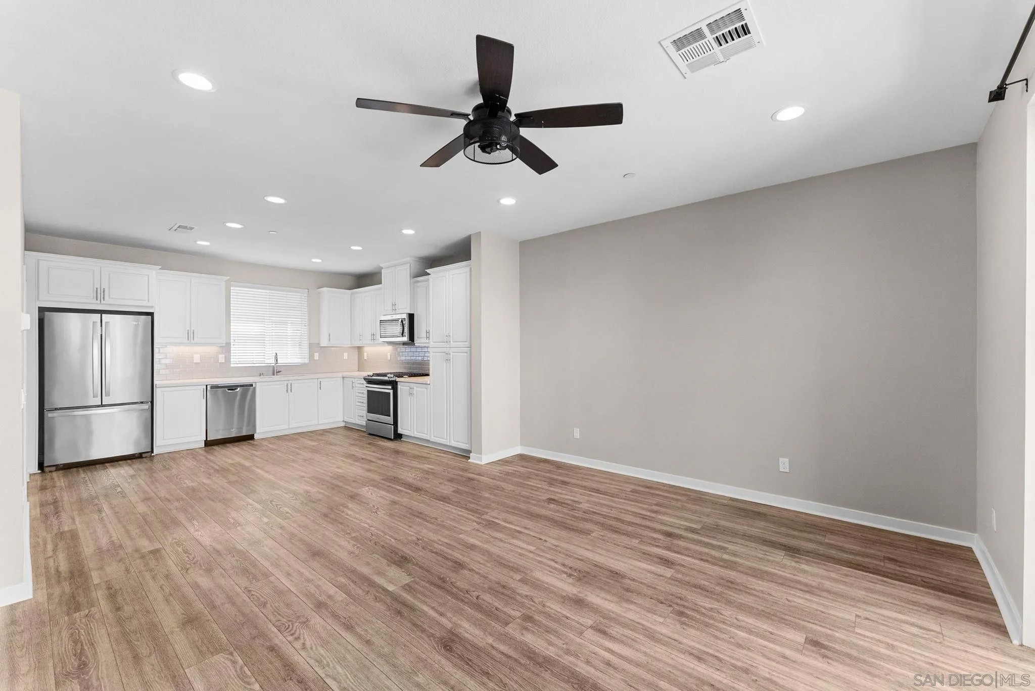 2580 S Escondido Blvd 612