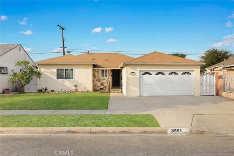Photo of 3551 Sandoval Ave, Pico Rivera, CA 90660 (MLS # WS25247140) Photo of 3551 Sandoval Ave, Pico Rivera, CA 90660 (MLS # WS25247140)