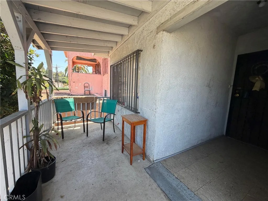 1237 N Evergreen