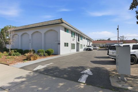 Photo of 1015 E Ohio Ave, Escondido, CA 92025 (MLS # 260011827)