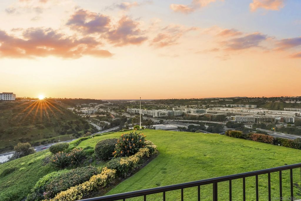 Photo of 4460 Caminito Fuente, San Diego, CA 92116 (MLS # 260002308)