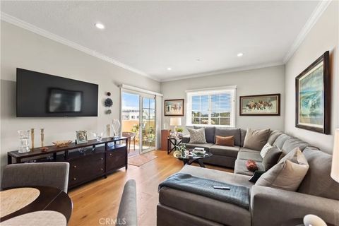 Tiny photo for 21345 Hawthorne Blvd, Torrance, CA 90503 (MLS # SB25234296)