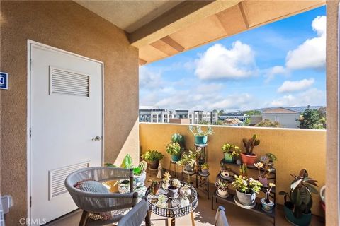 Tiny photo for 21345 Hawthorne Blvd, Torrance, CA 90503 (MLS # SB25234296)