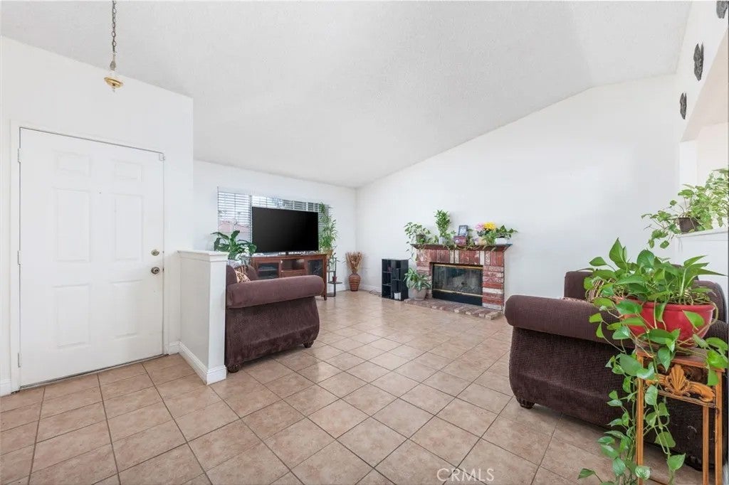 Photo of 767 Traci ST, Hemet, CA 92543 (MLS # SW26140599)