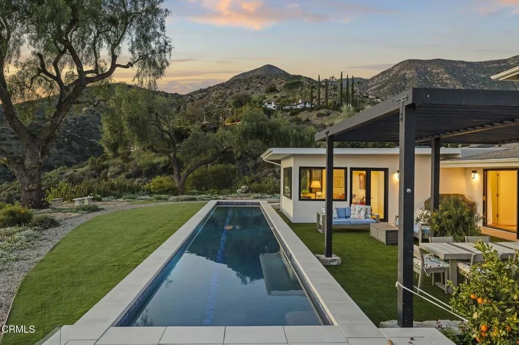 1417 Foothill Road