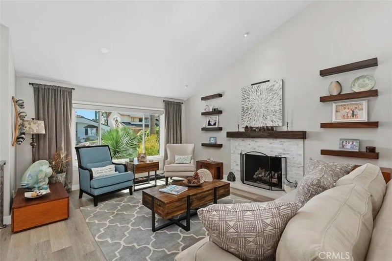 33082 Mesa Vista Dr