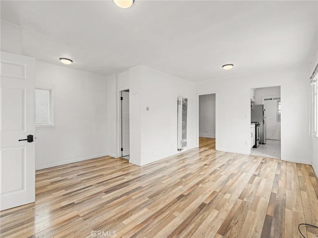 757-759 N Loma Vista Drive