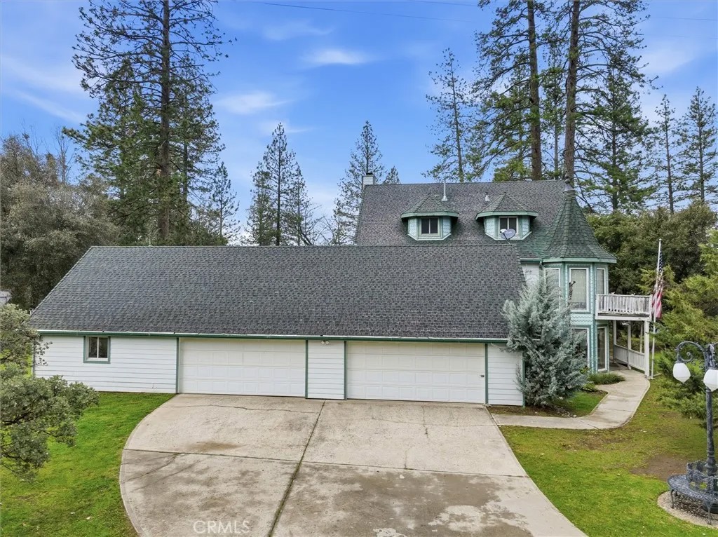 38076 Pine Meadow
