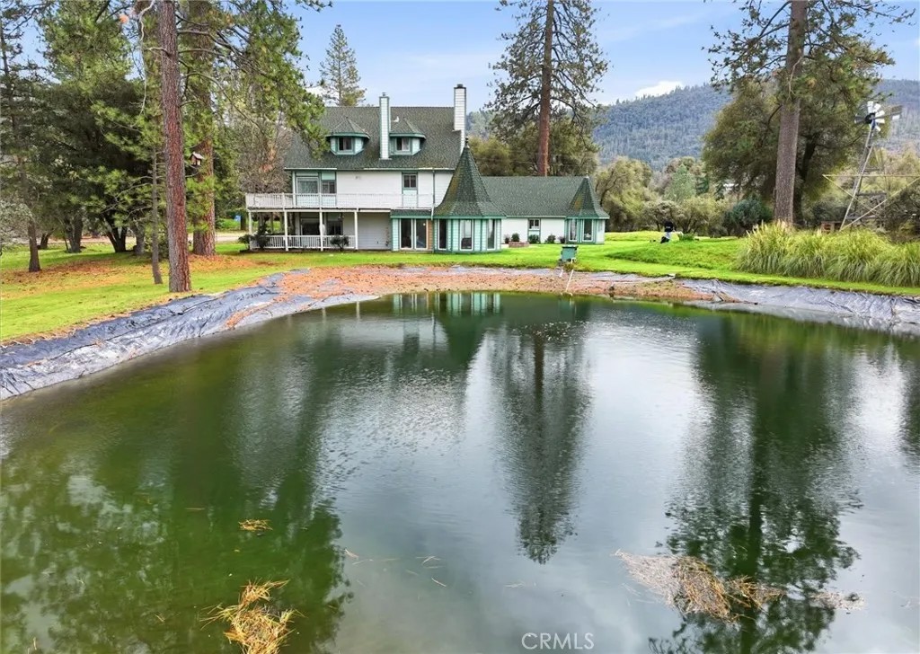 38076 Pine Meadow