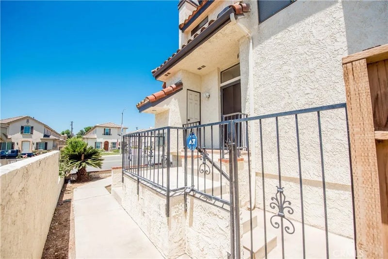 6042 Temple City A