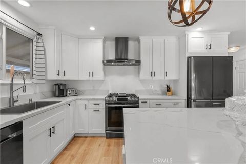 Tiny photo for 23367 Friar St, Woodland Hills, CA 23367 (MLS # SR25224703)
