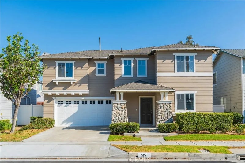 515 E Cypress