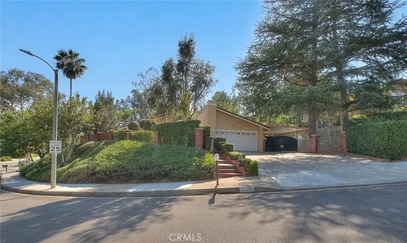2418 Turquoise Circle