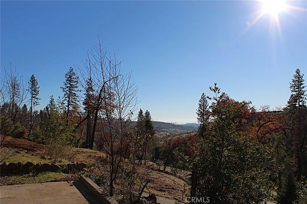 Photo of 5556 Glen Dr, Paradise, CA 95969 (MLS # PA26000120)