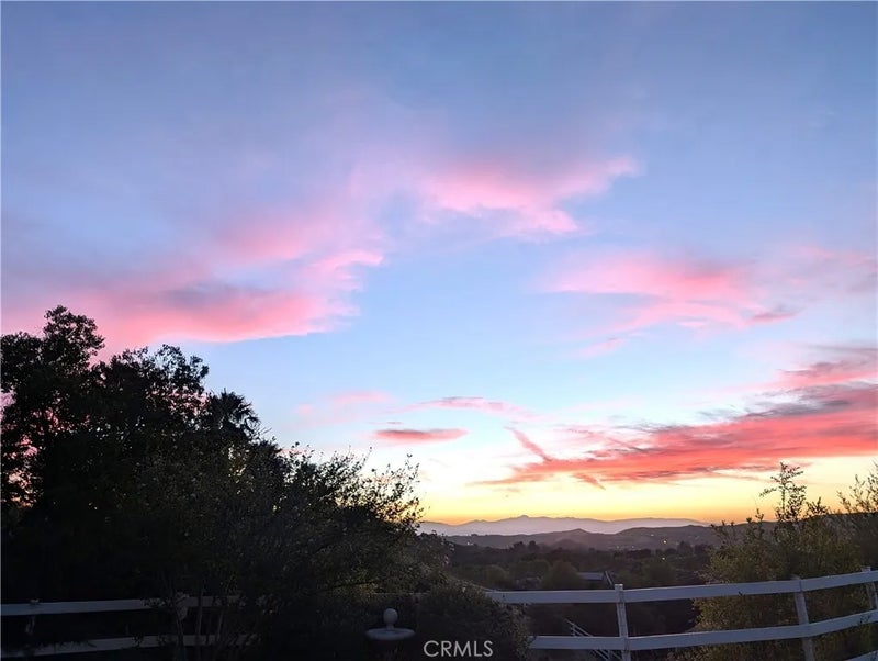 15435 Live Oak Springs Canyon