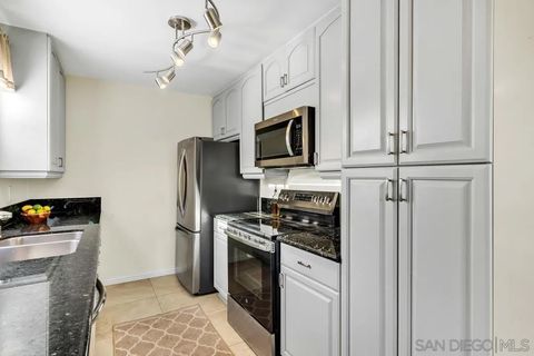 Tiny photo for 3861 Basilone St #4, San Diego, CA 92110 (MLS # 250042964)