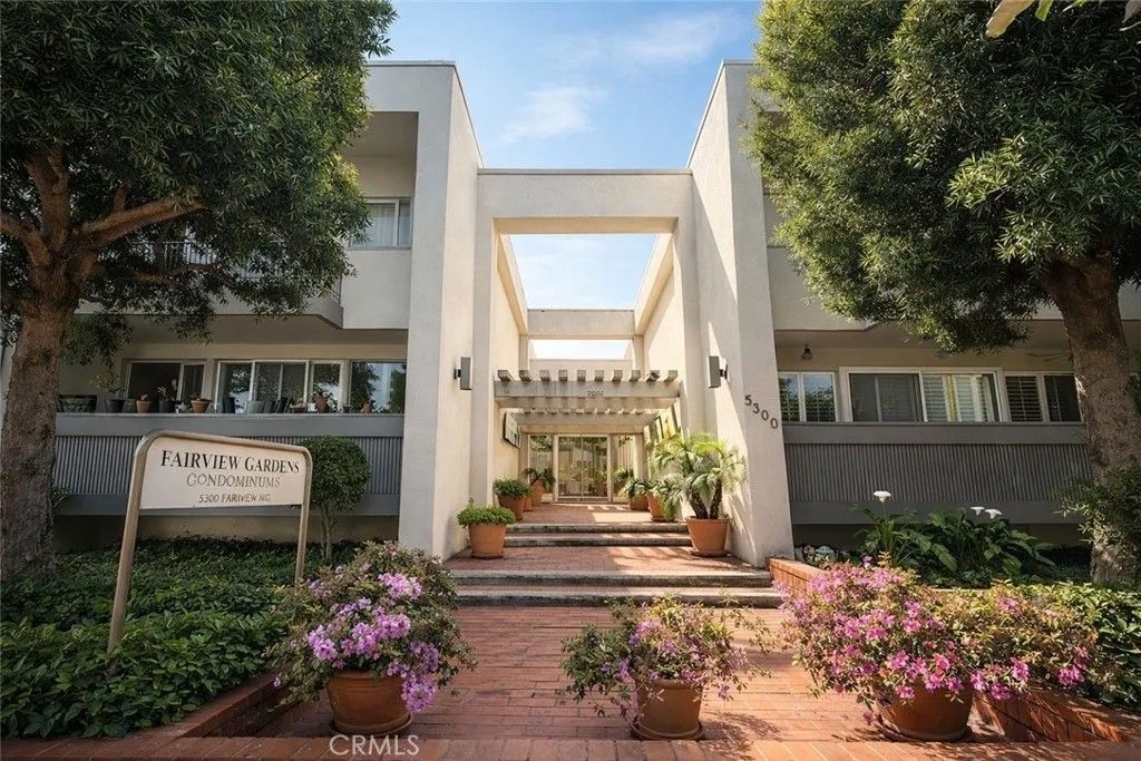 Photo of 5300 Fairview Blvd #19, Los Angeles, CA 90056 (MLS # SB26066469)